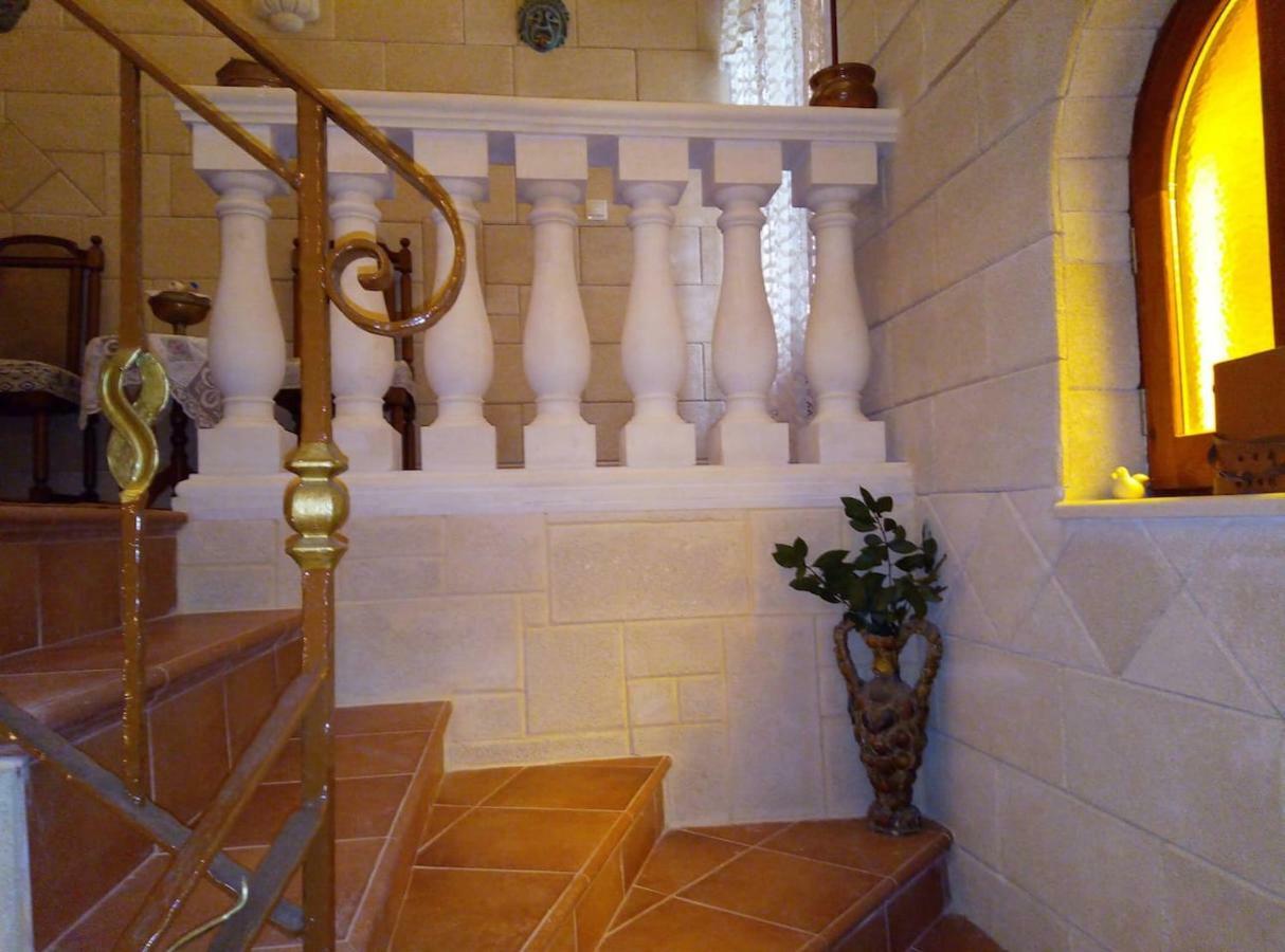 Villa Silvia Ágios Matthaíos Buitenkant foto