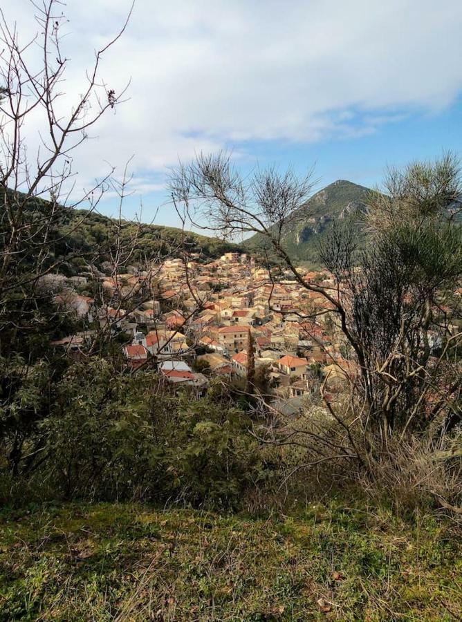 Villa Silvia Ágios Matthaíos Buitenkant foto